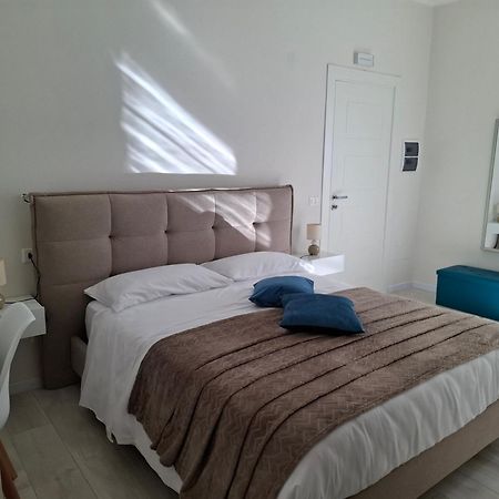 Mariam Royal Apartment & Rooms Reggio Calabria Exterior foto