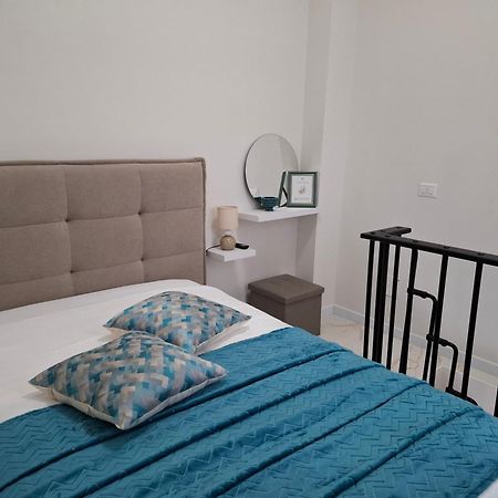 Mariam Royal Apartment & Rooms Reggio Calabria Exterior foto