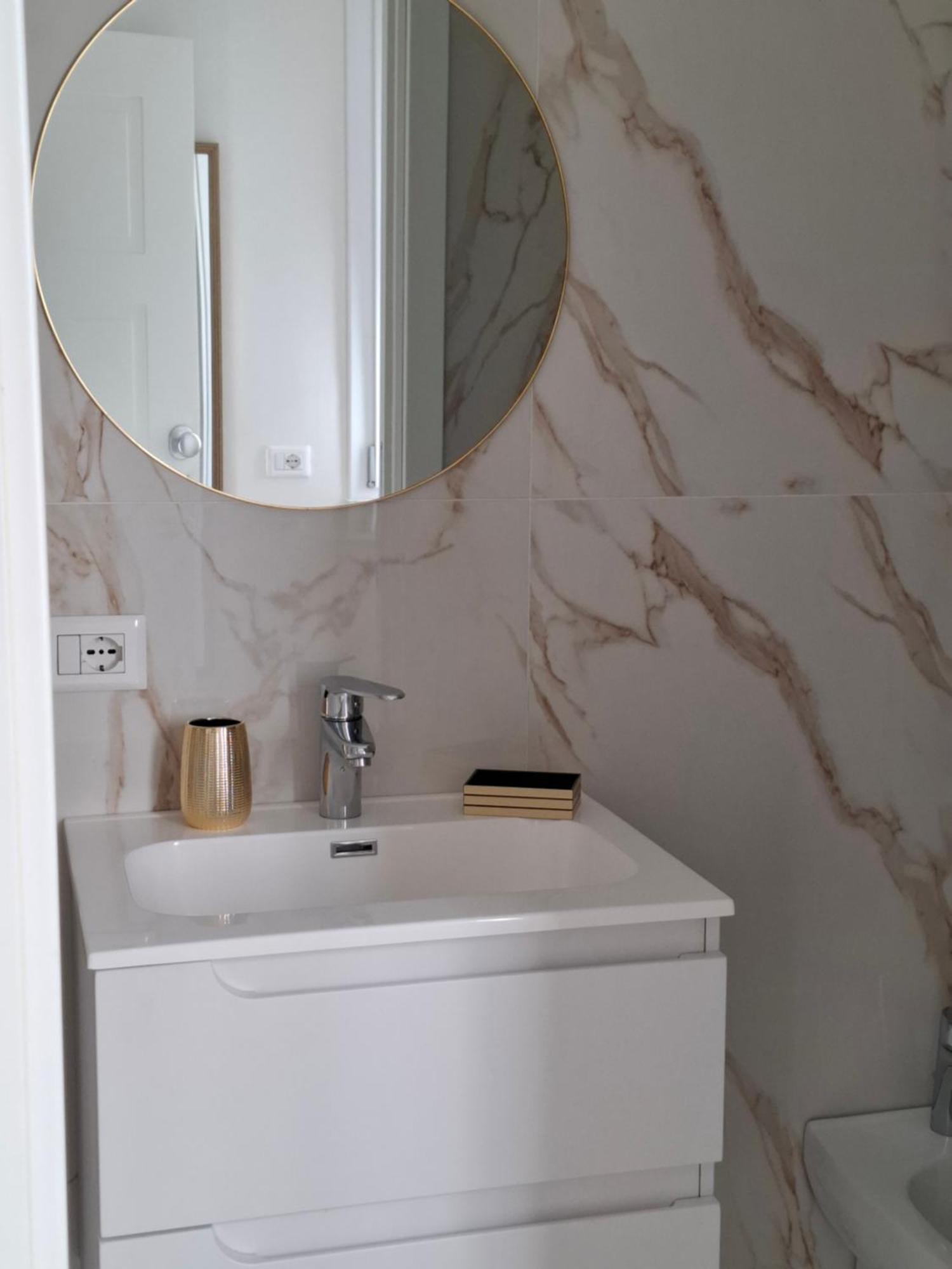 Mariam Royal Apartment & Rooms Reggio Calabria Exterior foto
